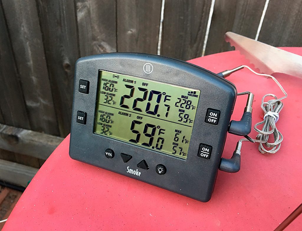 Photo of the Smoke dual-channel thermometer